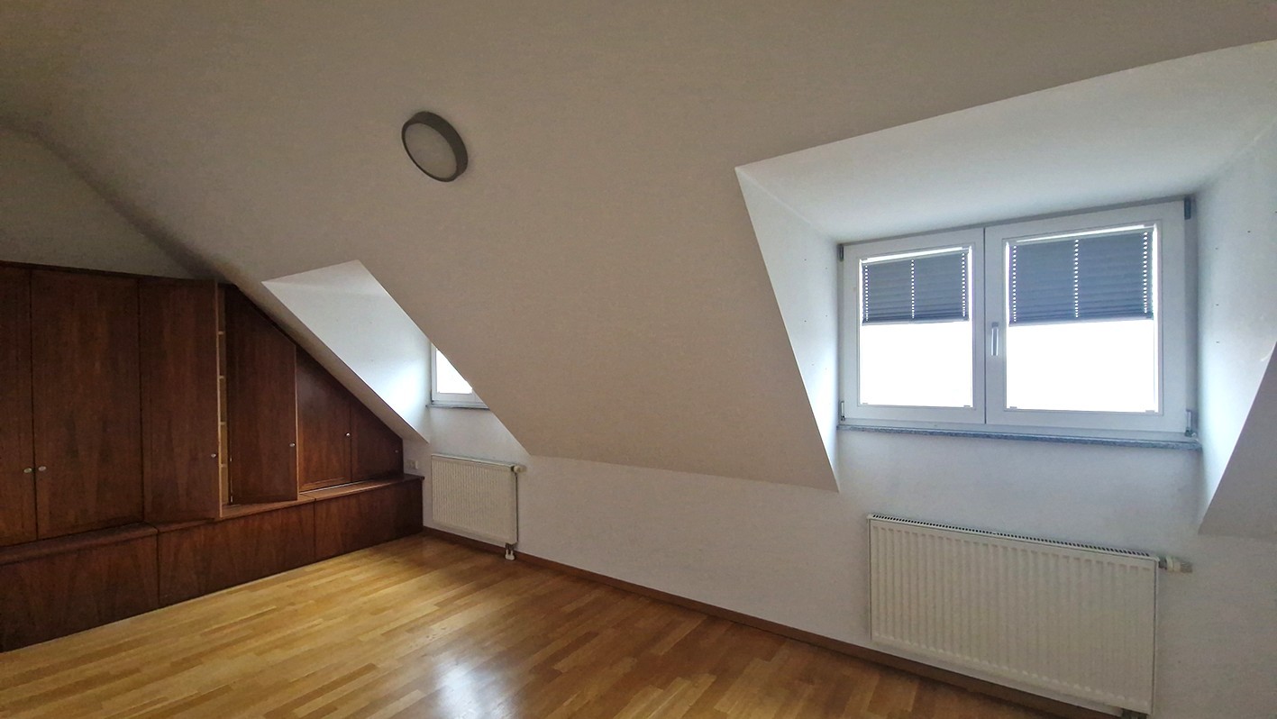 Maisonette-Wohnung in der Altstadt mit Blick auf die Alte Brücke und über den Neckar - Photo 2