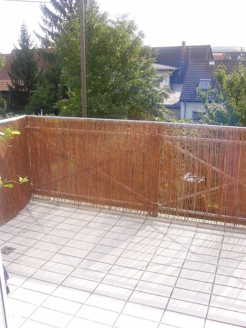 Pfiffige 3-Zimmer-Dachgeschoss-Maisonette mit Balkon in guter Lage - Foto 2